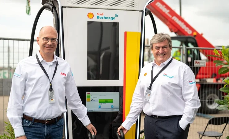ABB e Shell lanÃ§am na Alemanha a primeira rede nacional do carregadores rÃ¡pidos para EVs