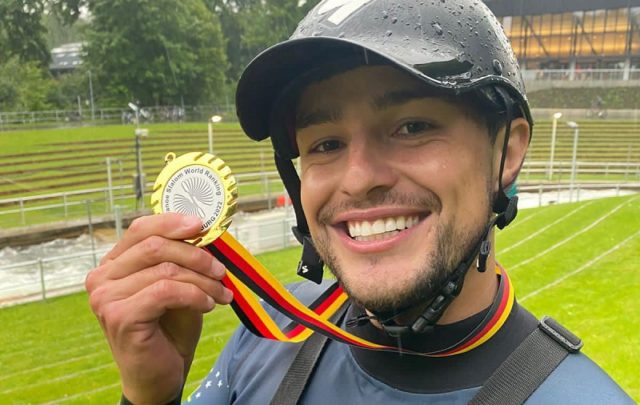 Canoísta Pepe Gonçalves conquista medalha de ouro na Alemanha