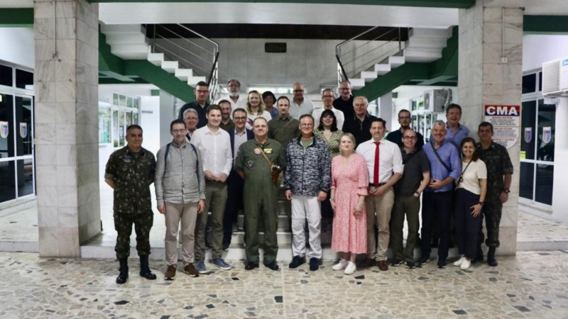 INTEGRAÇÃO – Comitiva alemã visita Comando Militar da Amazônia