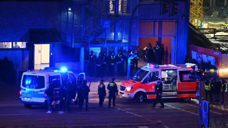 Ataque a tiros deixa ao menos seis mortos em igreja em Hamburgo, diz imprensa alemã