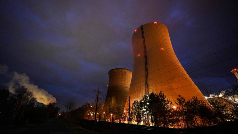 Alemanha desligará últimas usinas nucleares no sábado